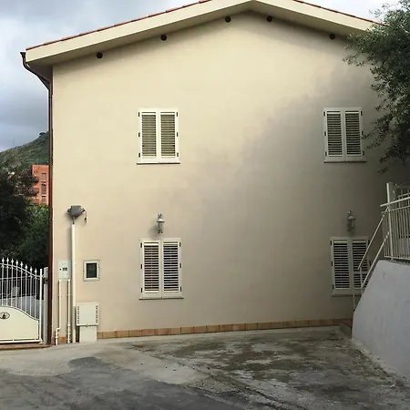 A Casa Della Nonna Bed & Breakfast *