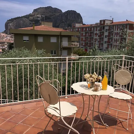 A Casa Della Nonna ベッド・アンド・ブレックファスト 4*