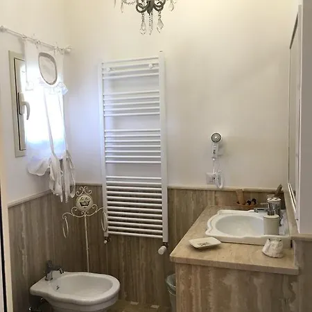 A Casa Della Nonna Bed & Breakfast