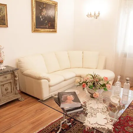 B&B A Casa Della Nonna 체팔루